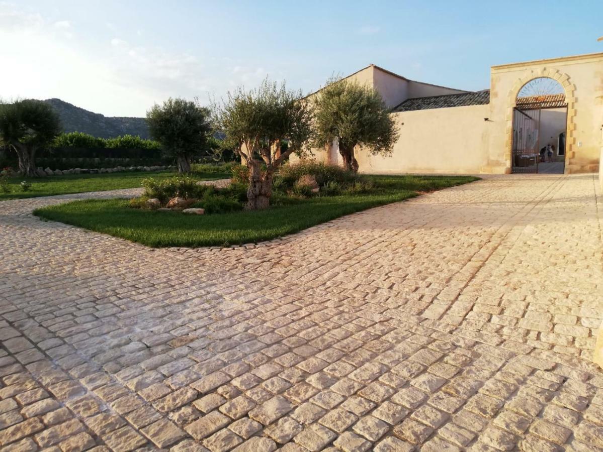 Ballium Luxury Relais Avola Zewnętrze zdjęcie